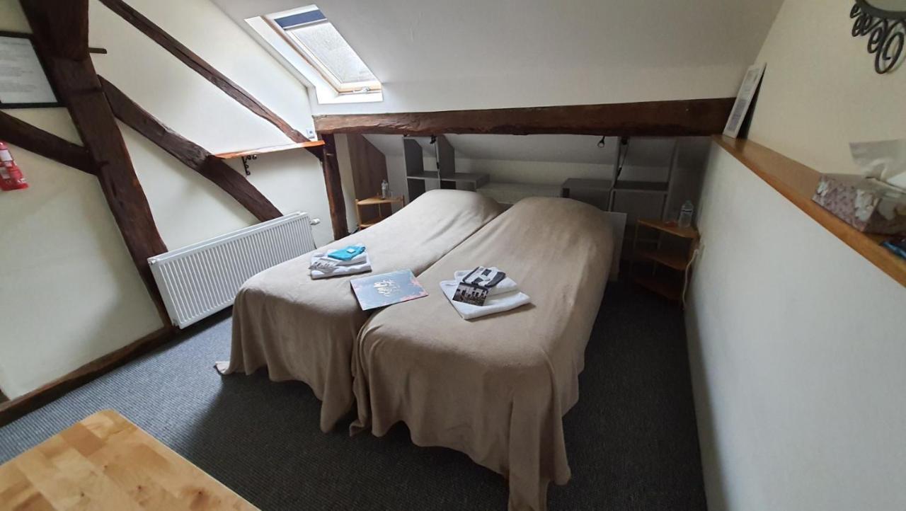 La Fermette Blanche Bed & Breakfast Nadrin Eksteriør bilde