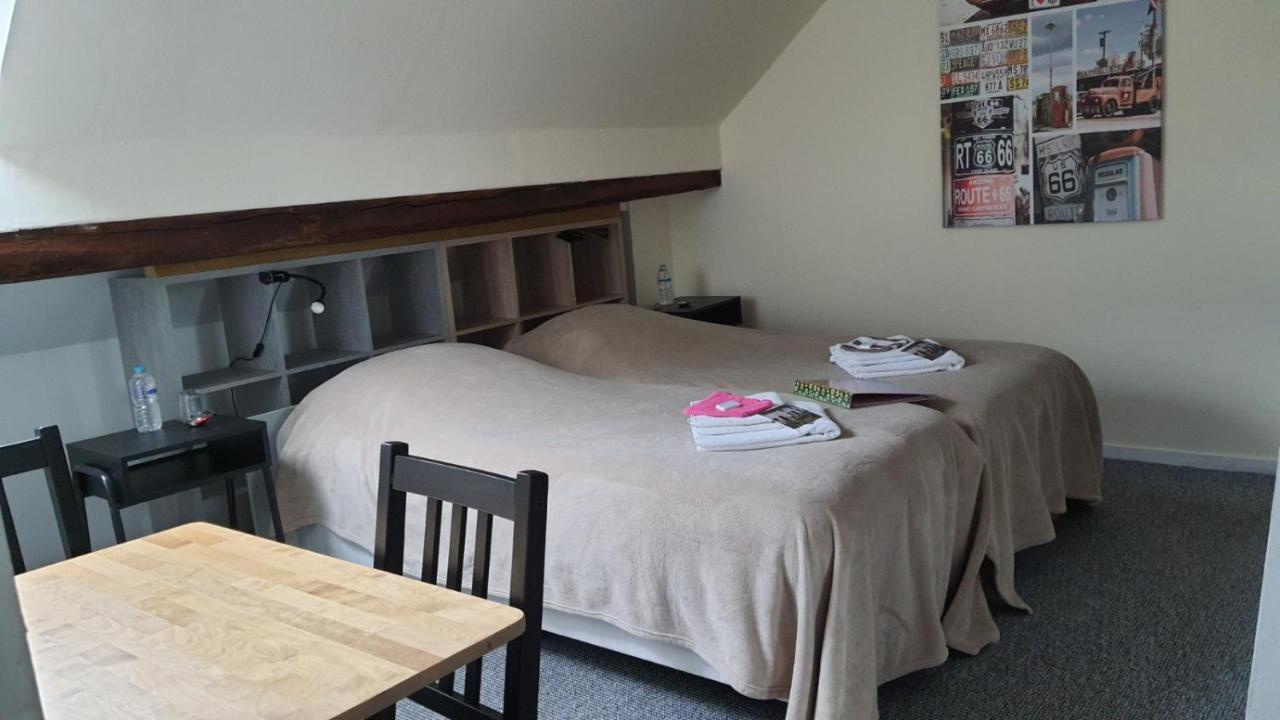 La Fermette Blanche Bed & Breakfast Nadrin Eksteriør bilde