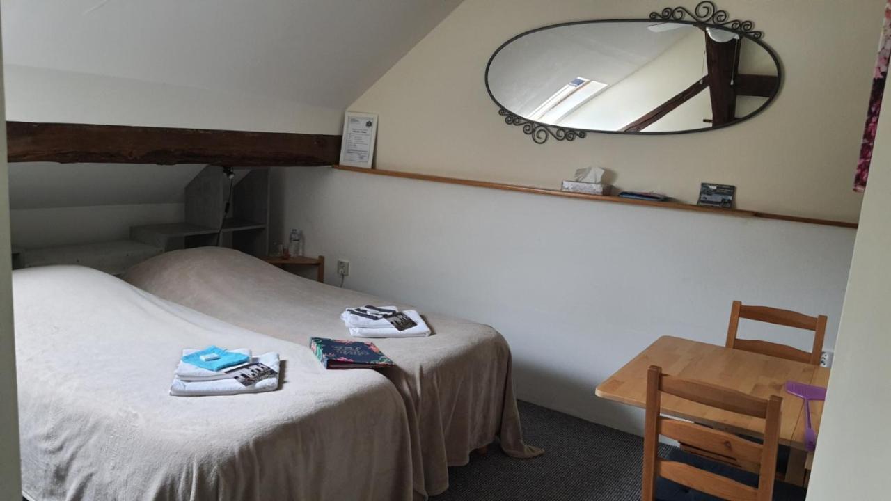 La Fermette Blanche Bed & Breakfast Nadrin Eksteriør bilde