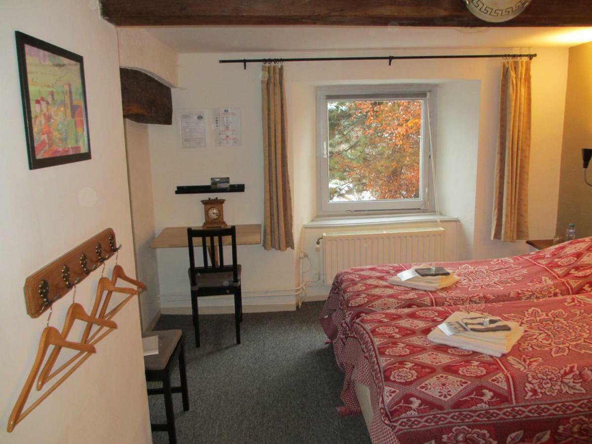 La Fermette Blanche Bed & Breakfast Nadrin Eksteriør bilde